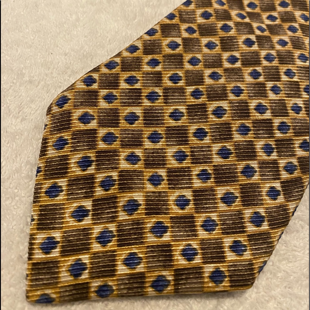 Brand New Trendy Power Tie By Xmi Platinum